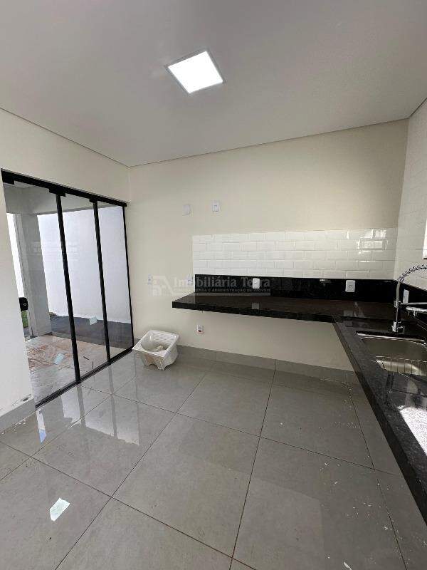 Casa com 2 quartos no Cidade Jardim I em Dourados/MS — foto 4