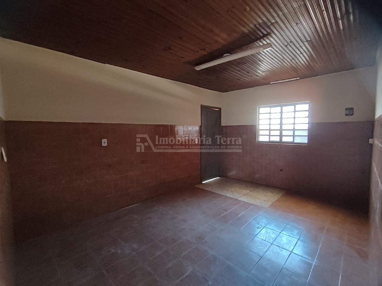 Barracão com 5 quartos no Jardim Alhambra em Dourados/MS — foto 12