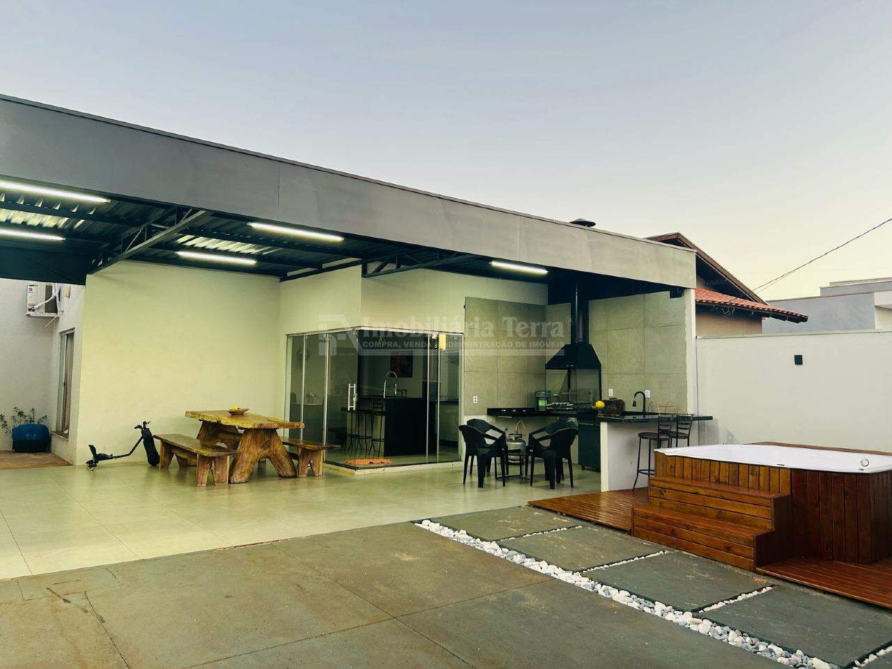 Casa com 2 quartos no Loteamento Flor de Lis em Dourados/MS — foto 2