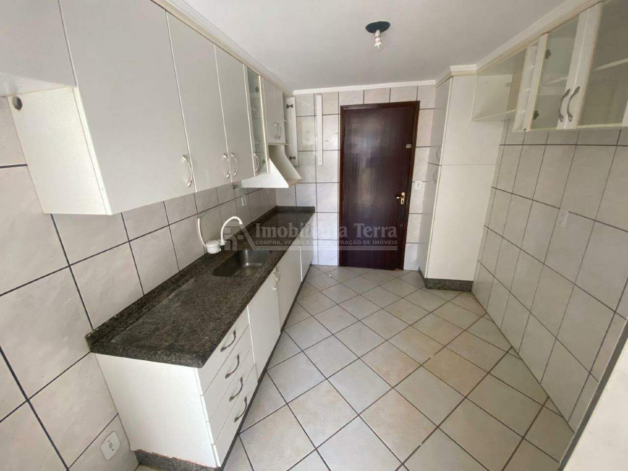 Apartamento com 3 quartos no Vila Progresso em Dourados/MS — foto 2