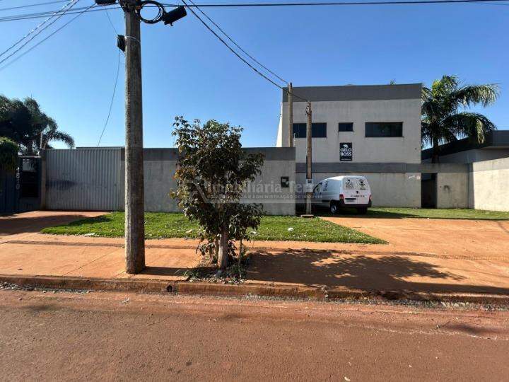 Salão Comercial no Jardim Cristhais em Dourados/MS — foto 2
