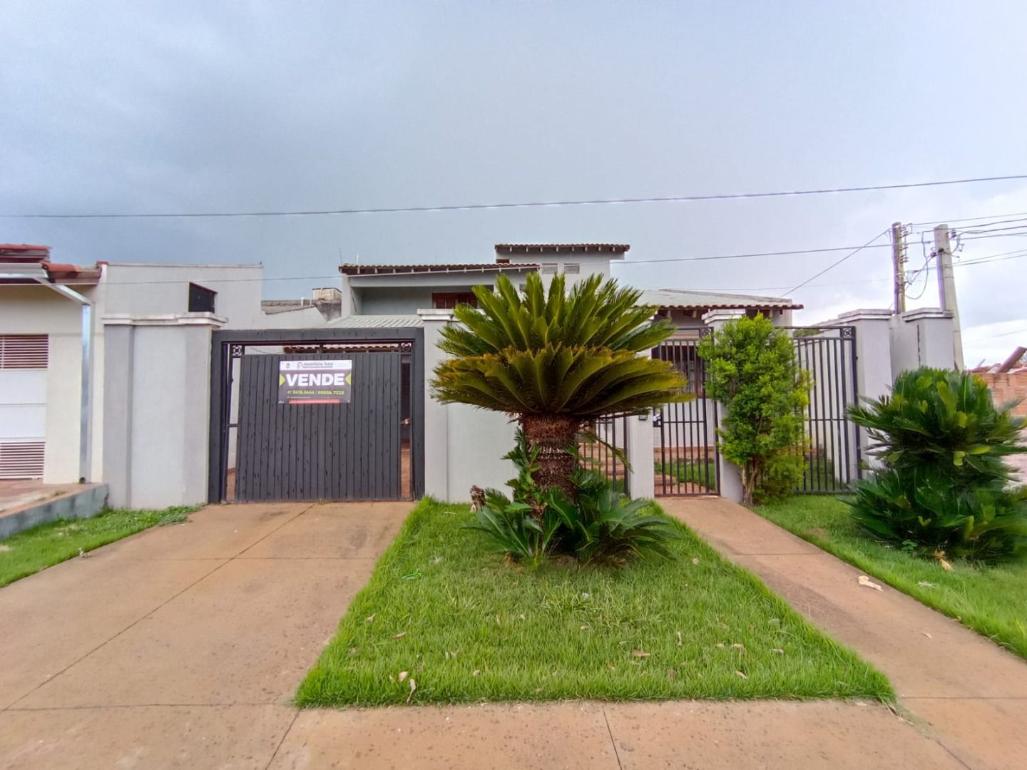 Casa com 3 quartos no Jardim Água Boa em Dourados/MS — foto 1