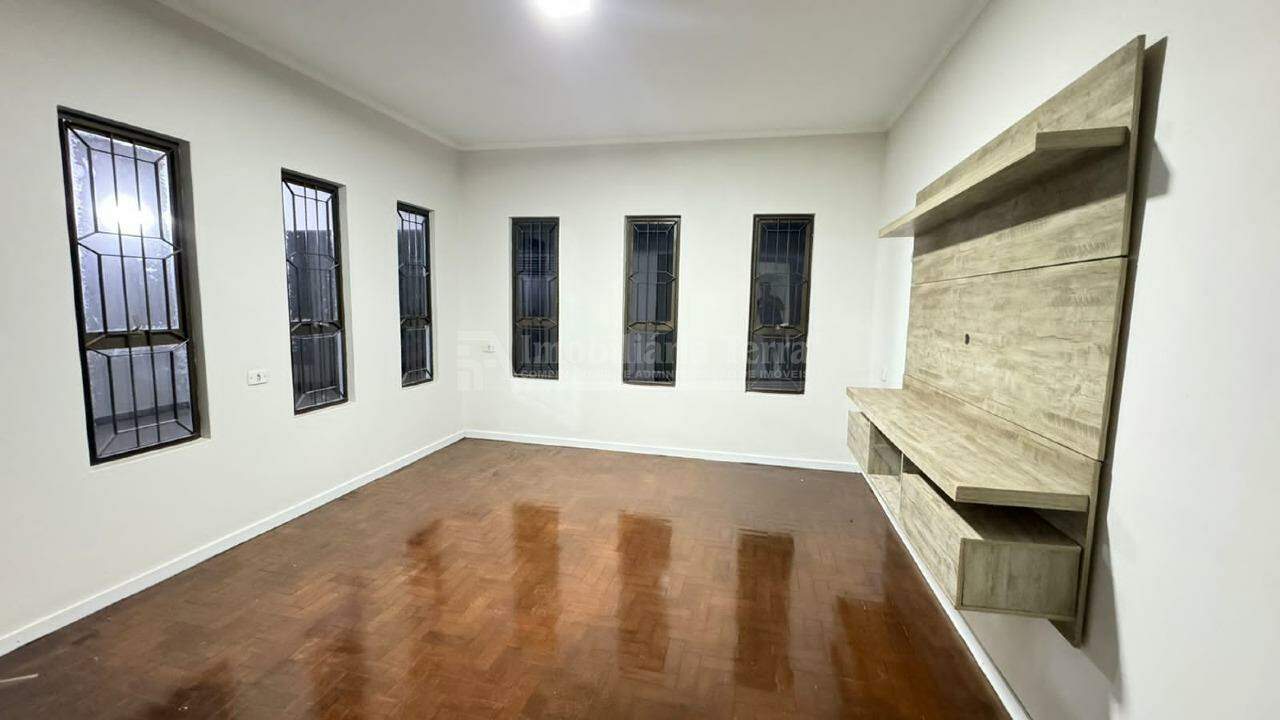 Casa com 3 quartos no Jardim São Pedro em Dourados/MS — foto 8