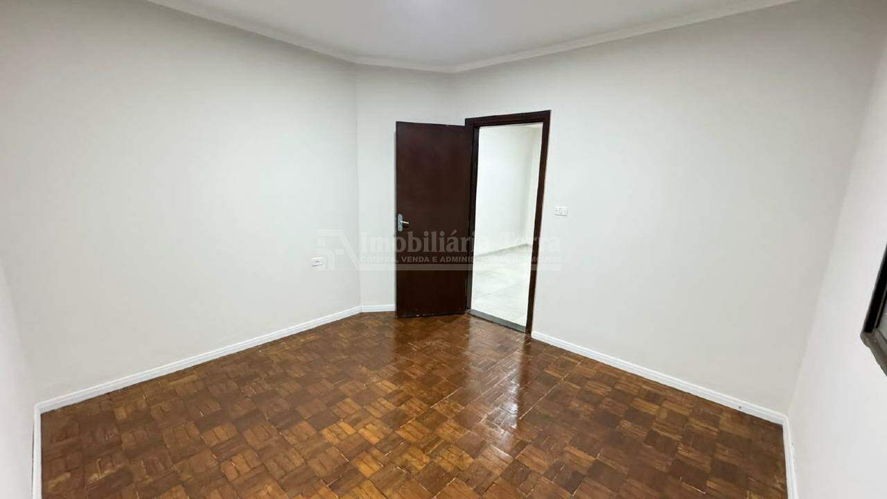 Casa com 3 quartos no Jardim São Pedro em Dourados/MS — foto 11