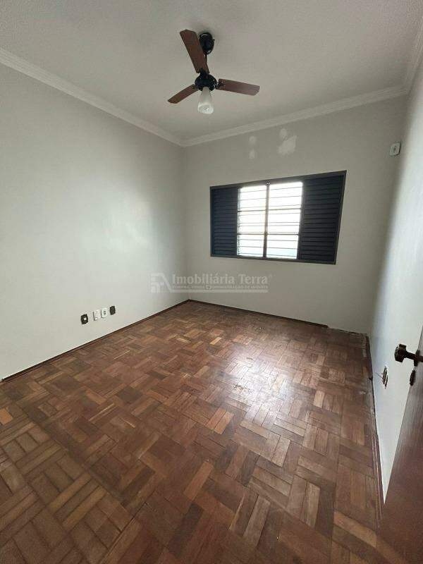 Casa com 7 quartos no Vila Aurora em Dourados/MS — foto 12
