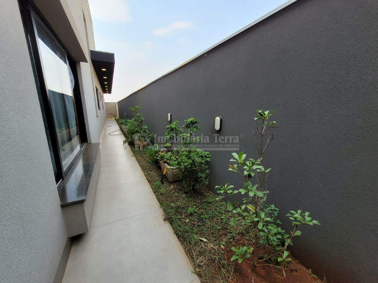 Casa com 3 quartos no Condomínio Golden Park Residence em Dourados/MS — foto 26