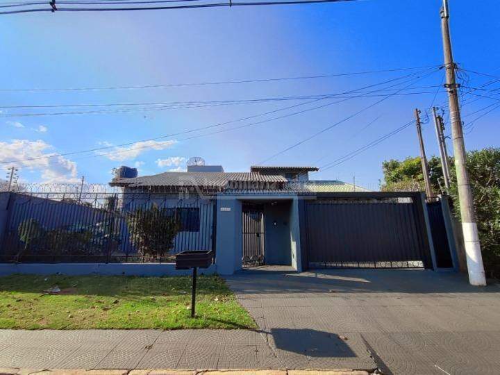 Casa com 3 quartos no Jardim Paulista em Dourados/MS — foto 1