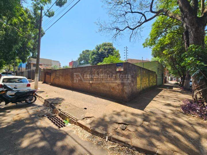 Terreno/Lote com 4 quartos no Centro em Dourados/MS — foto 2